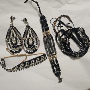 Elegant Black and White Beaded Jewelry Set